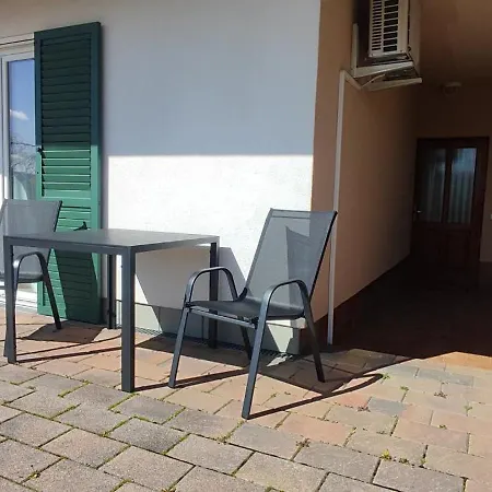 Olea Mar Apartma Pobegi